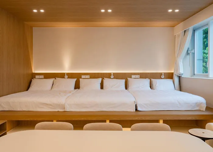Hostal The Arch Seoul -30 Sec To Metro,1 Min To Gwangjang Market *